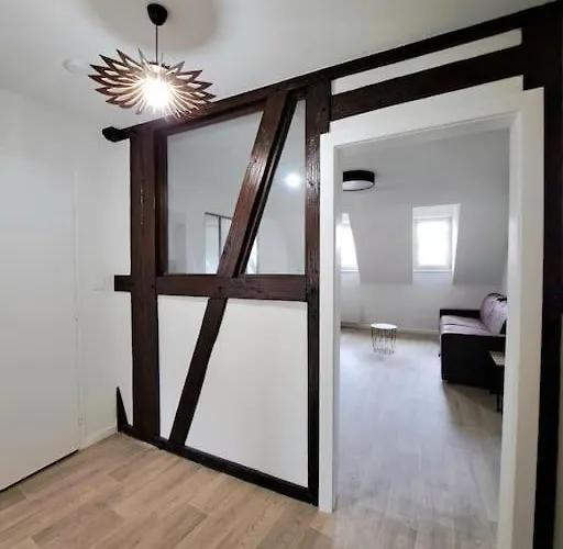 Apartment Chez Vincent - Centre Historique De Avec Parking Inclus *