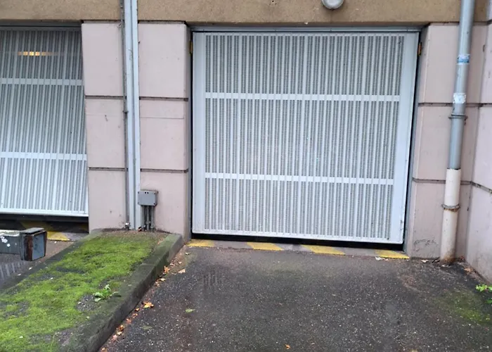 Chez Vincent - Centre Historique De Avec Parking Inclus